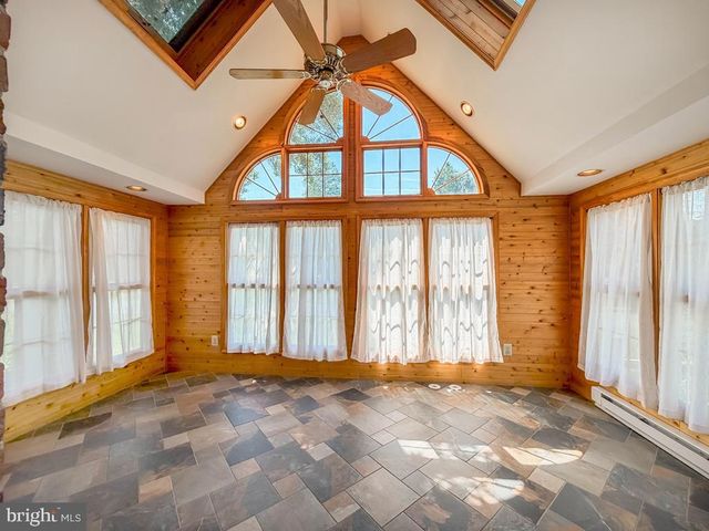1237 PINE GROVE RD, Yardley, PA 19067