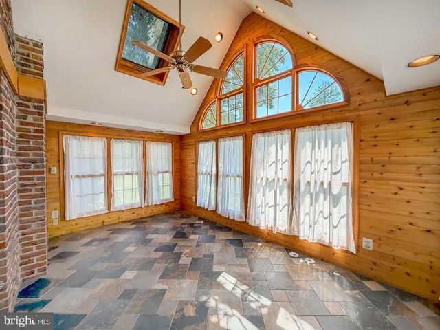 1237 PINE GROVE RD, Yardley, PA 19067
