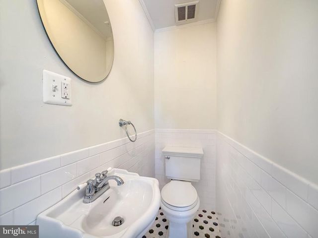 1237 PINE GROVE RD, Yardley, PA 19067