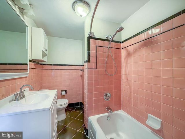 1237 PINE GROVE RD, Yardley, PA 19067