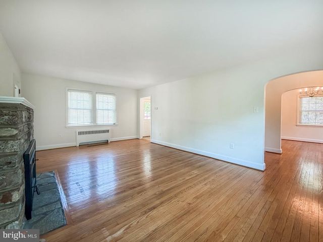 1237 PINE GROVE RD, Yardley, PA 19067