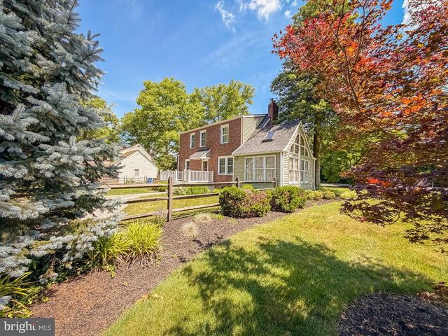 1237 PINE GROVE RD, Yardley, PA 19067