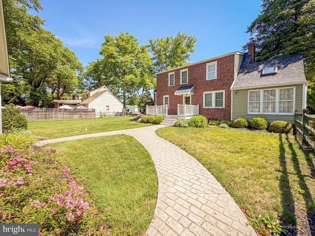 1237 PINE GROVE RD, Yardley, PA 19067