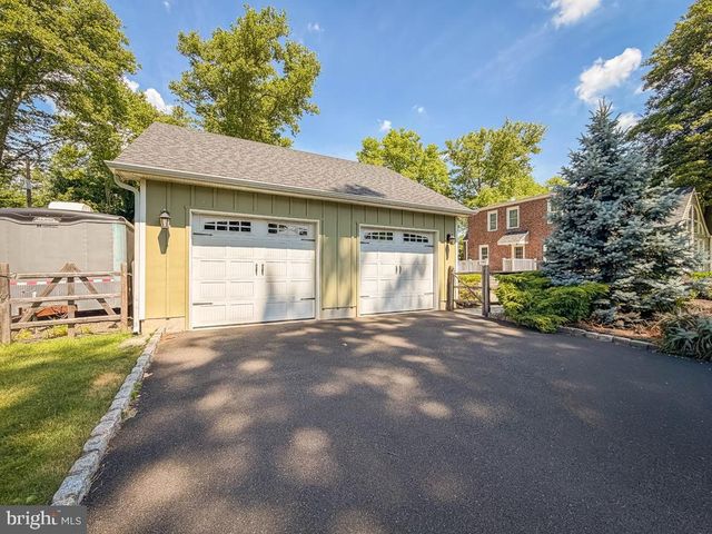 1237 PINE GROVE RD, Yardley, PA 19067