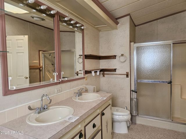 265 MYRTLE Drive, Page, AZ 86040