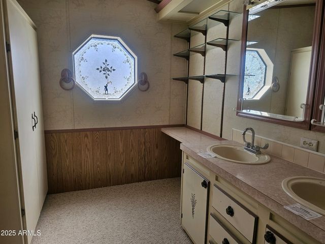 265 MYRTLE Drive, Page, AZ 86040