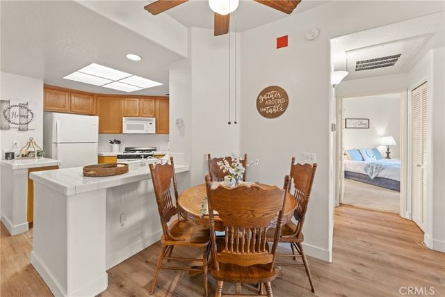 130 S Barranca 110, West Covina, CA 91791