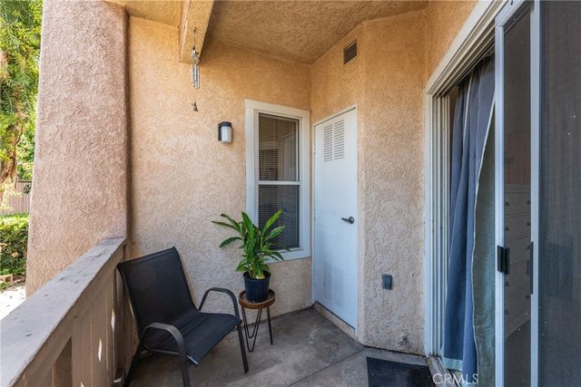 130 S Barranca 110, West Covina, CA 91791