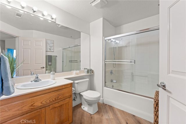 130 S Barranca 110, West Covina, CA 91791