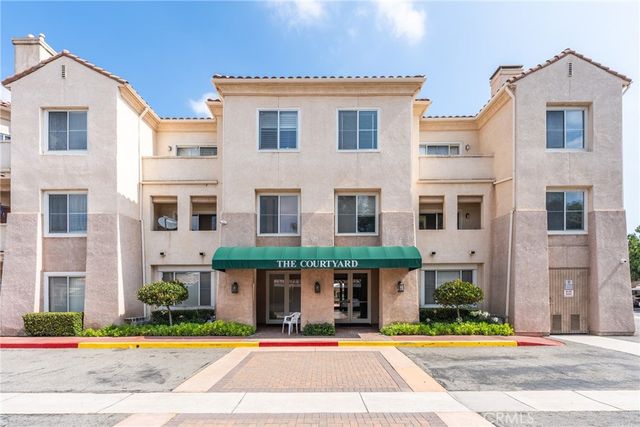 130 S Barranca 110, West Covina, CA 91791