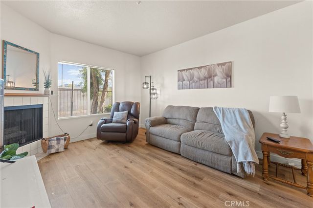 130 S Barranca 110, West Covina, CA 91791