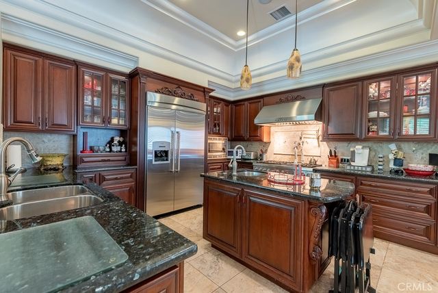 15657 Live Oak Springs Canyon, Canyon Country, CA 91387