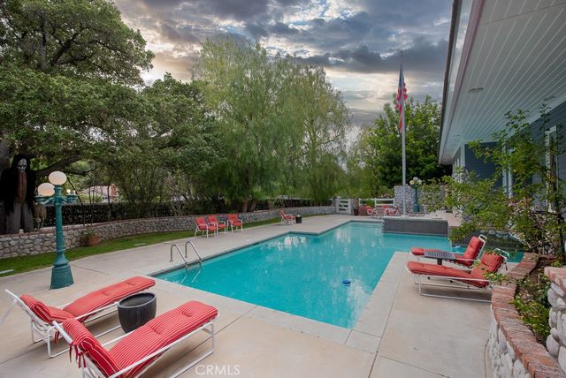 15657 Live Oak Springs Canyon, Canyon Country, CA 91387