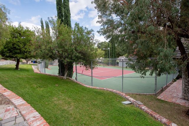 15657 Live Oak Springs Canyon, Canyon Country, CA 91387