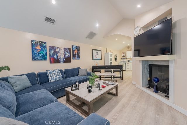 15657 Live Oak Springs Canyon, Canyon Country, CA 91387