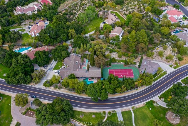 15657 Live Oak Springs Canyon, Canyon Country, CA 91387