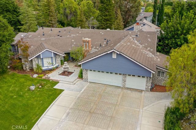 15657 Live Oak Springs Canyon, Canyon Country, CA 91387