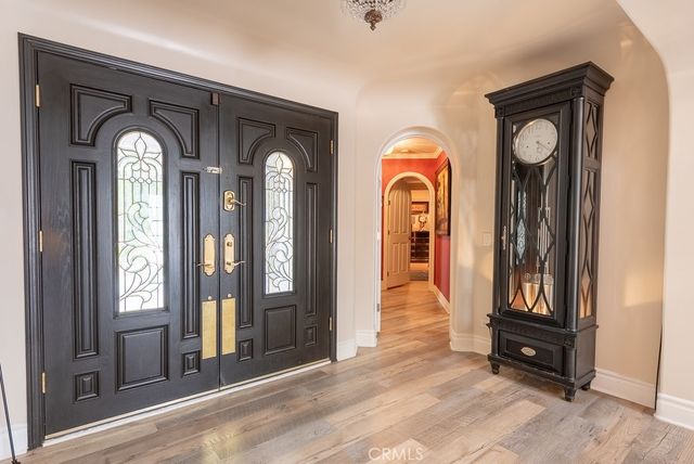 15657 Live Oak Springs Canyon, Canyon Country, CA 91387