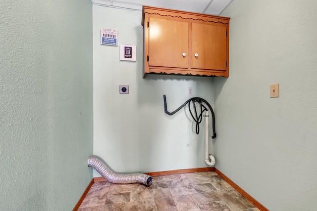 17802 CTH R, Denmark, WI 54208