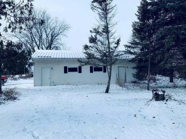 17802 CTH R, Denmark, WI 54208