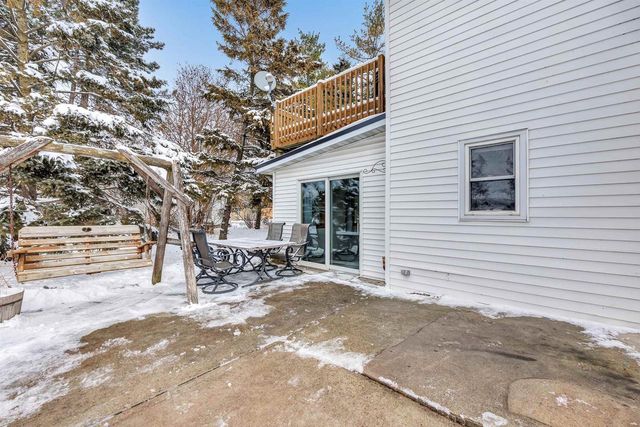 17802 CTH R, Denmark, WI 54208