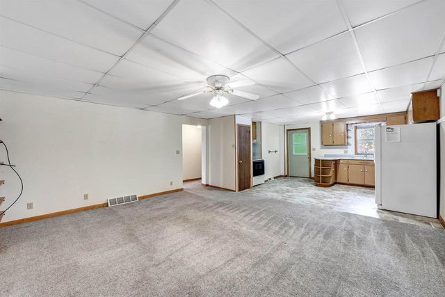 17802 CTH R, Denmark, WI 54208