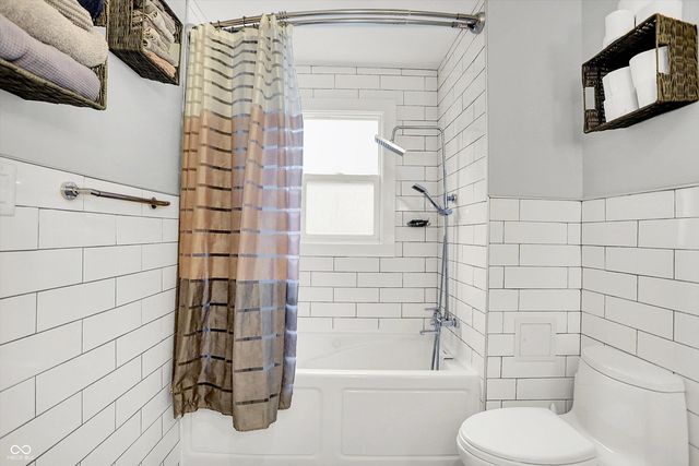 301 N 17th Avenue, Beech Grove, IN 46107