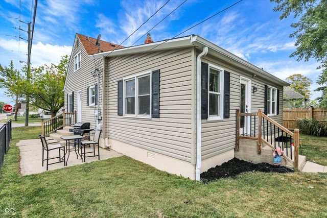 301 N 17th Avenue, Beech Grove, IN 46107