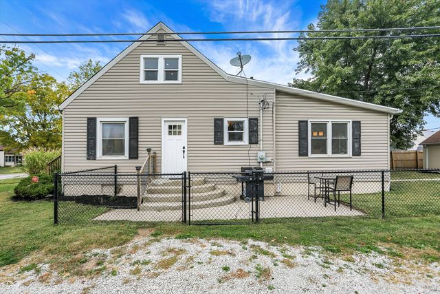 301 N 17th Avenue, Beech Grove, IN 46107