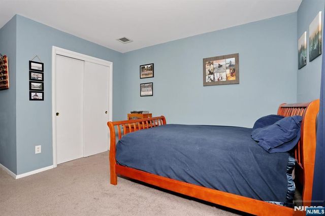 3 Brookside Heights 3i, Wanaque, NJ 07465