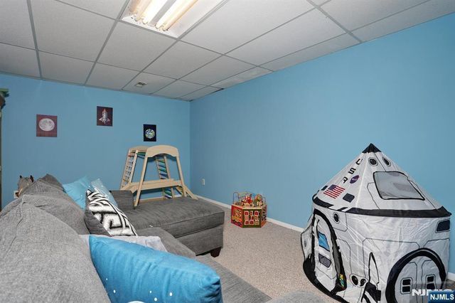 3 Brookside Heights 3i, Wanaque, NJ 07465