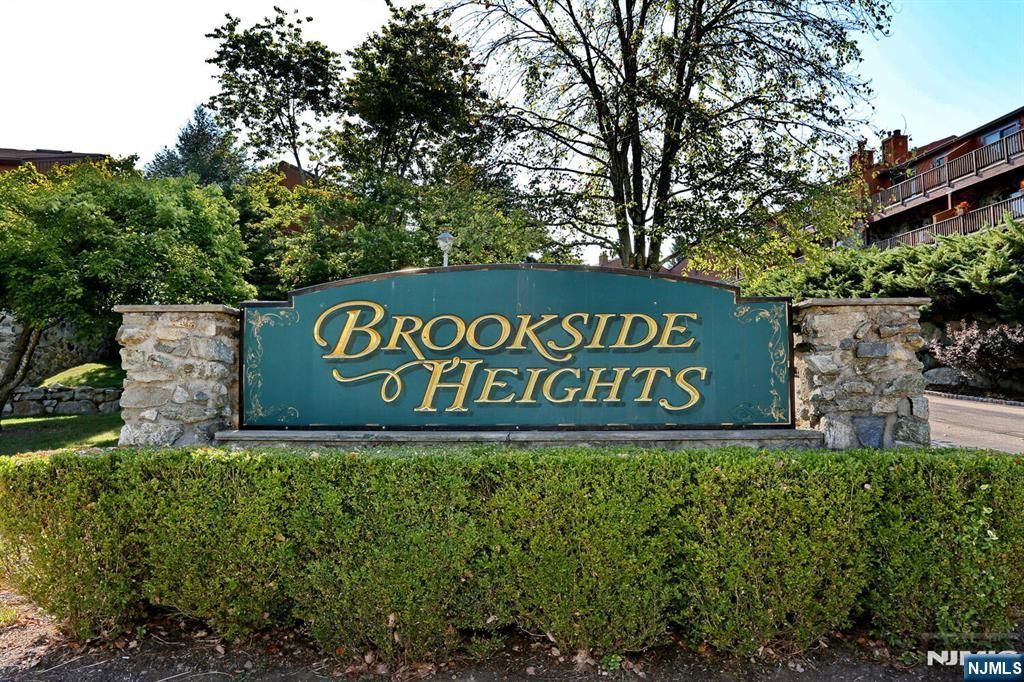 3 Brookside Heights 3i, Wanaque, NJ 07465