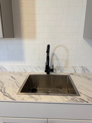 211 Chelsea 2, Boston, MA 02128