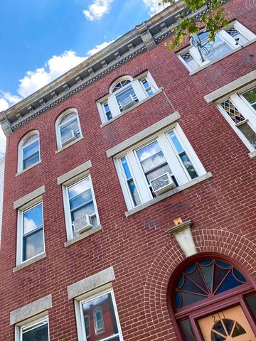 211 Chelsea 2, Boston, MA 02128