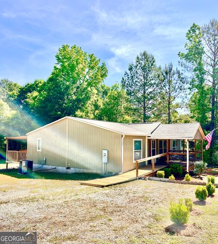 1090 River Woods Drive, Madison, GA 30650