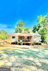 1090 River Woods Drive, Madison, GA 30650