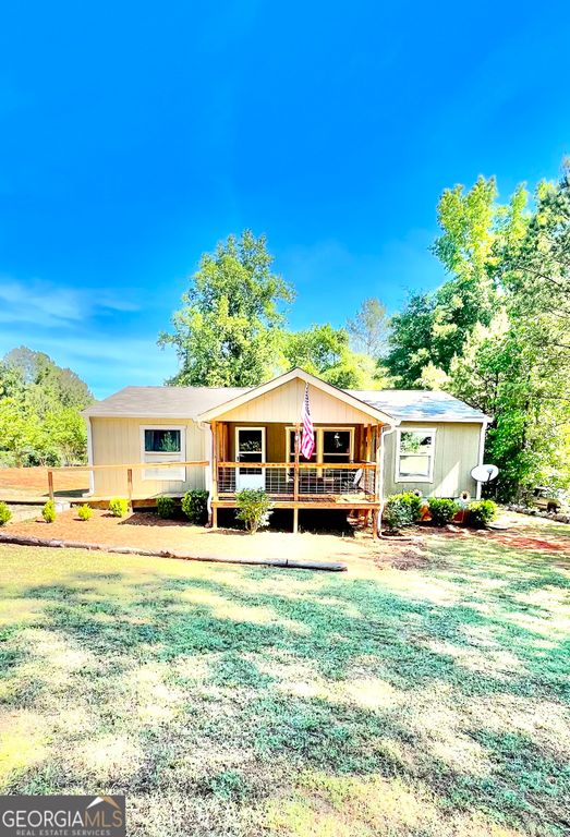 1090 River Woods Drive, Madison, GA 30650