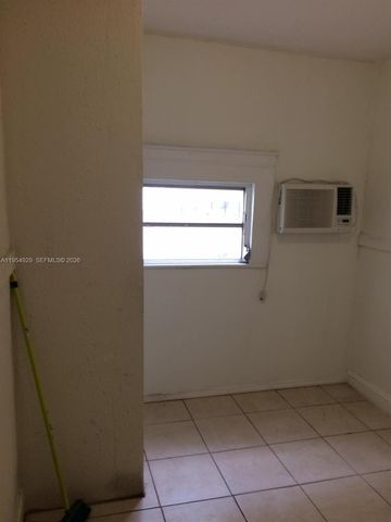 114 NW 10th Avenue, Miami, FL 33128