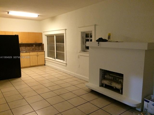 114 NW 10th Avenue, Miami, FL 33128