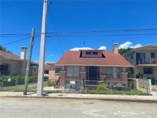 114 NW 10th Avenue, Miami, FL 33128