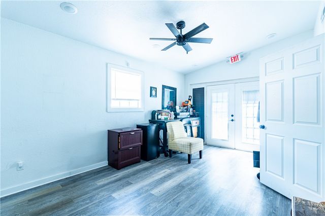 700 W Oak Street, Rogers, AR 72756