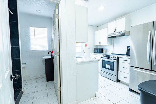 700 W Oak Street, Rogers, AR 72756