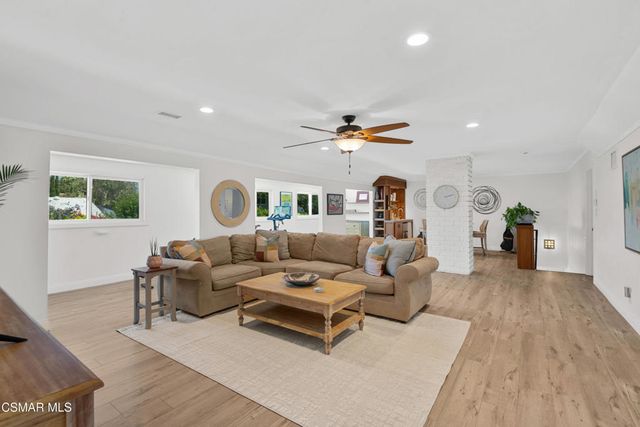4 Beatty Place, Newbury Park, CA 91320