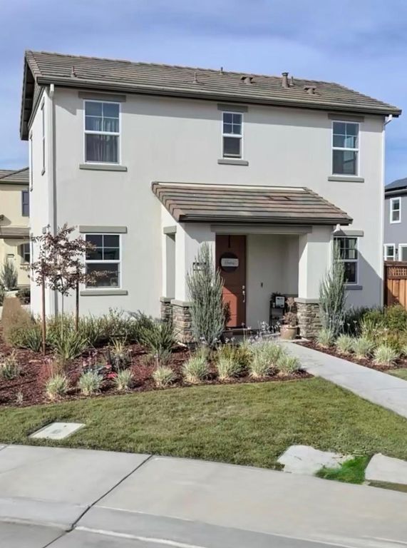 17997 Reunion Court, Lathrop, CA 95330