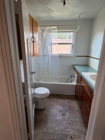 162 Service Rd, Larose, LA 70373