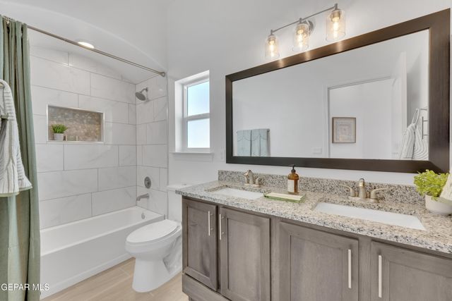 112 Daniel Lynn Trail, Sunland Park, NM 88008