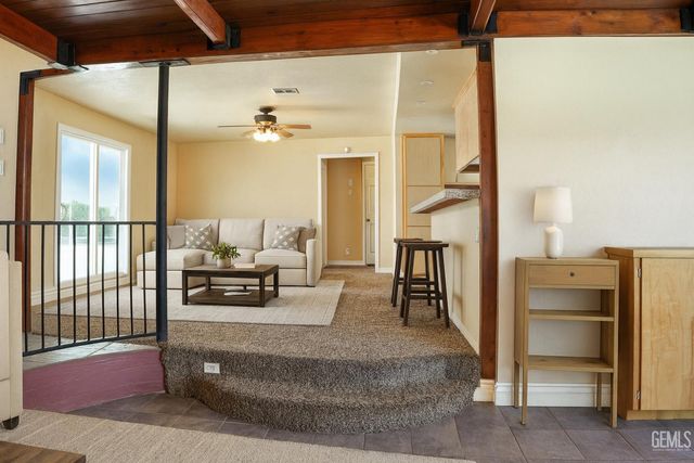 10931 Shellabarger Road, Bakersfield, CA 93312