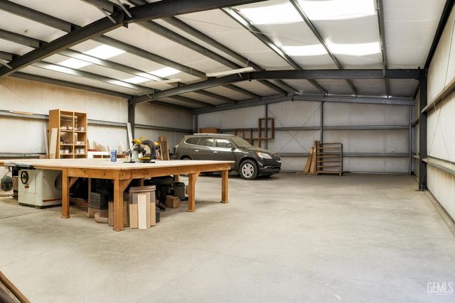 10931 Shellabarger Road, Bakersfield, CA 93312