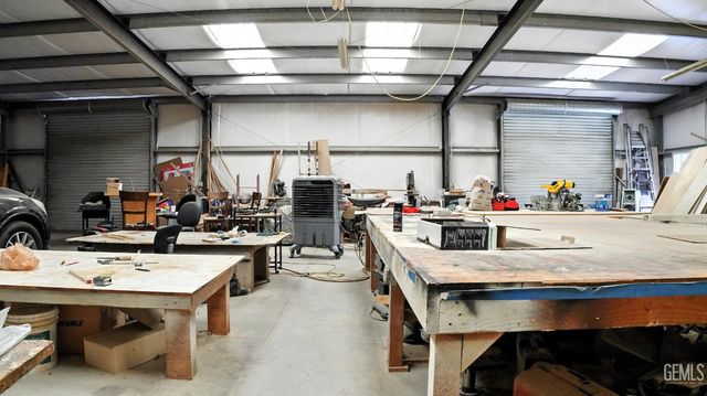 10931 Shellabarger Road, Bakersfield, CA 93312