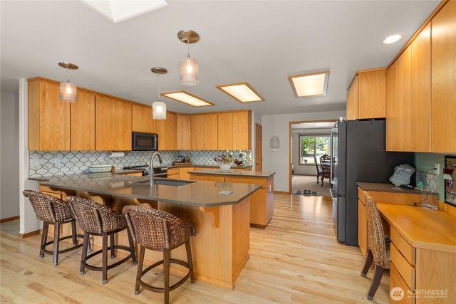 3319 29th Avenue NE, Olympia, WA 98506